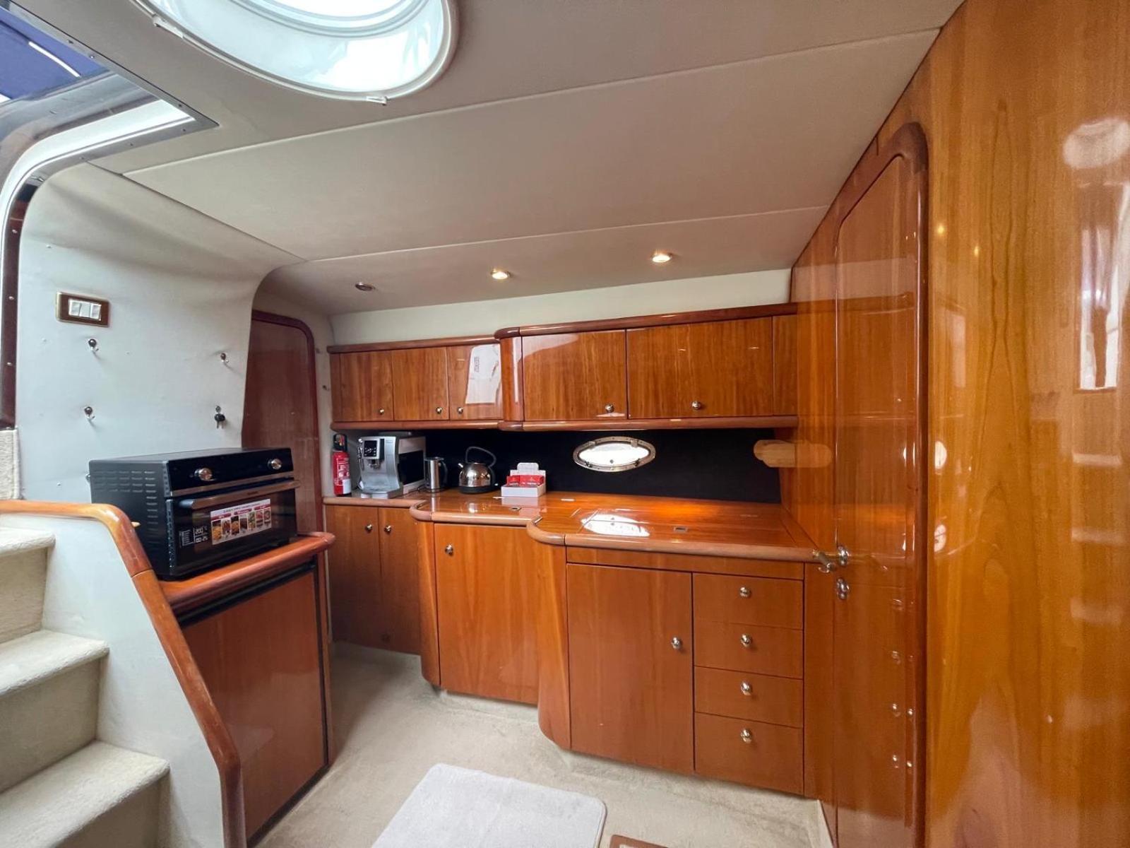 Boat Accommodation Ltd ทอร์คิ ภายนอก รูปภาพ